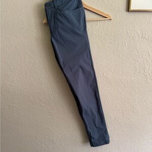 Lululemon Men’s ABC Slim Pant in Warpstreme